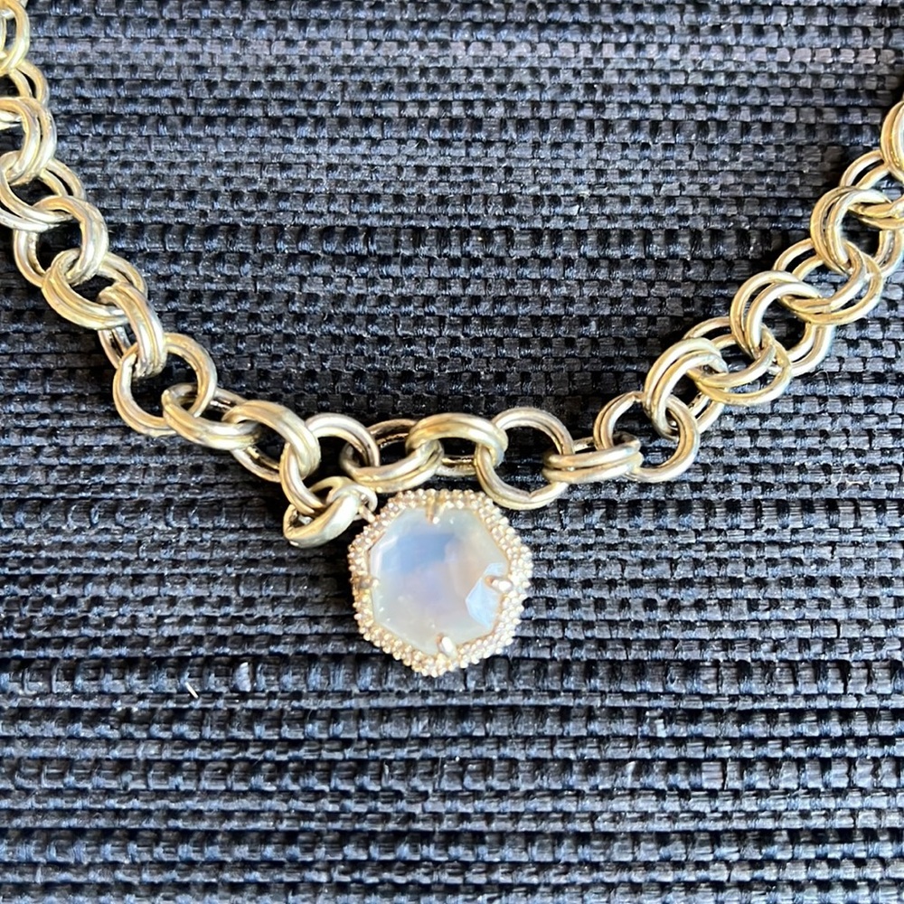 SOLD ‼️ Kendra Scott Necklace - Picture 2 of 5